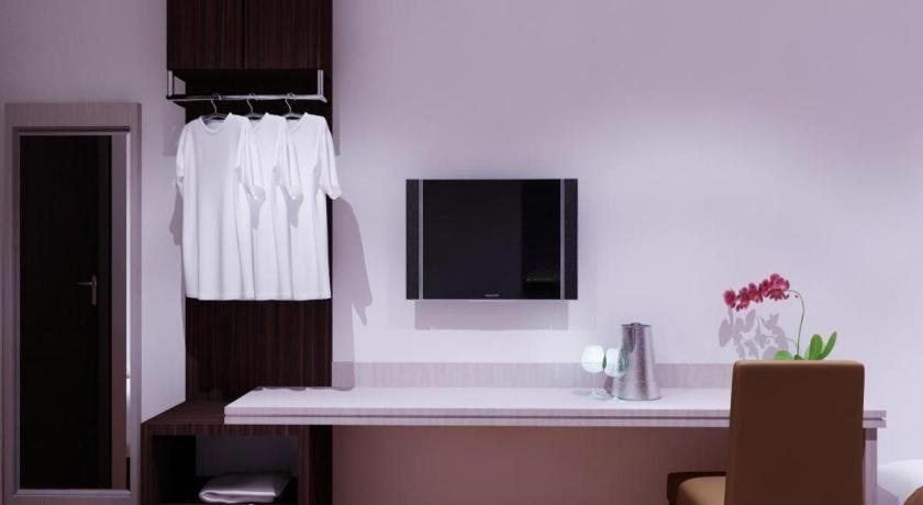 Neotel Hotel City Centre Tanjung Redep Exterior photo